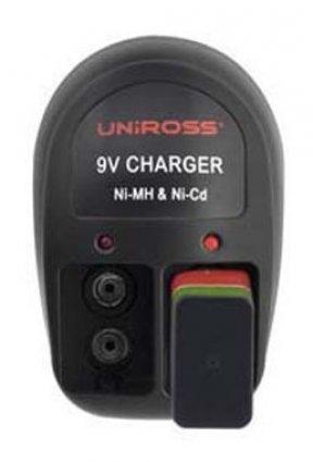 Uniross 9V Charger with 9V Hybrio Rechargeble Battery box art
